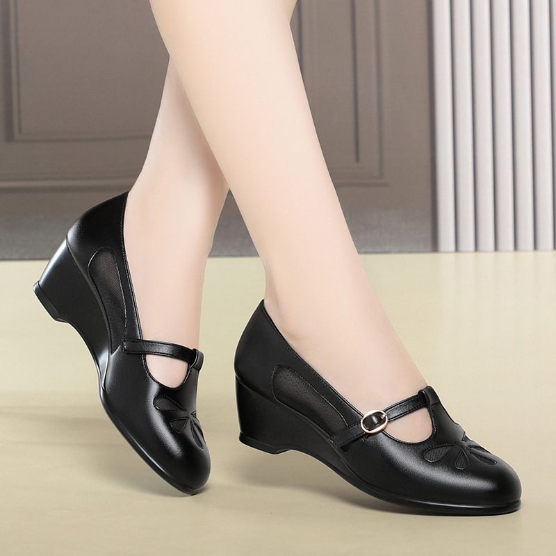 Women'S Fashion Shoes - 중년 여성 여름 메쉬 컷아웃 웨지힐