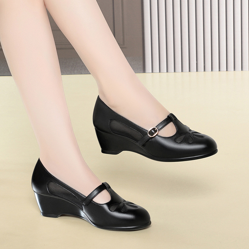 중년 여성 여름 메쉬 컷아웃 웨지힐 슈즈 가볍고 부드러 - Women'S Fashion Shoes 리뷰 및 가격